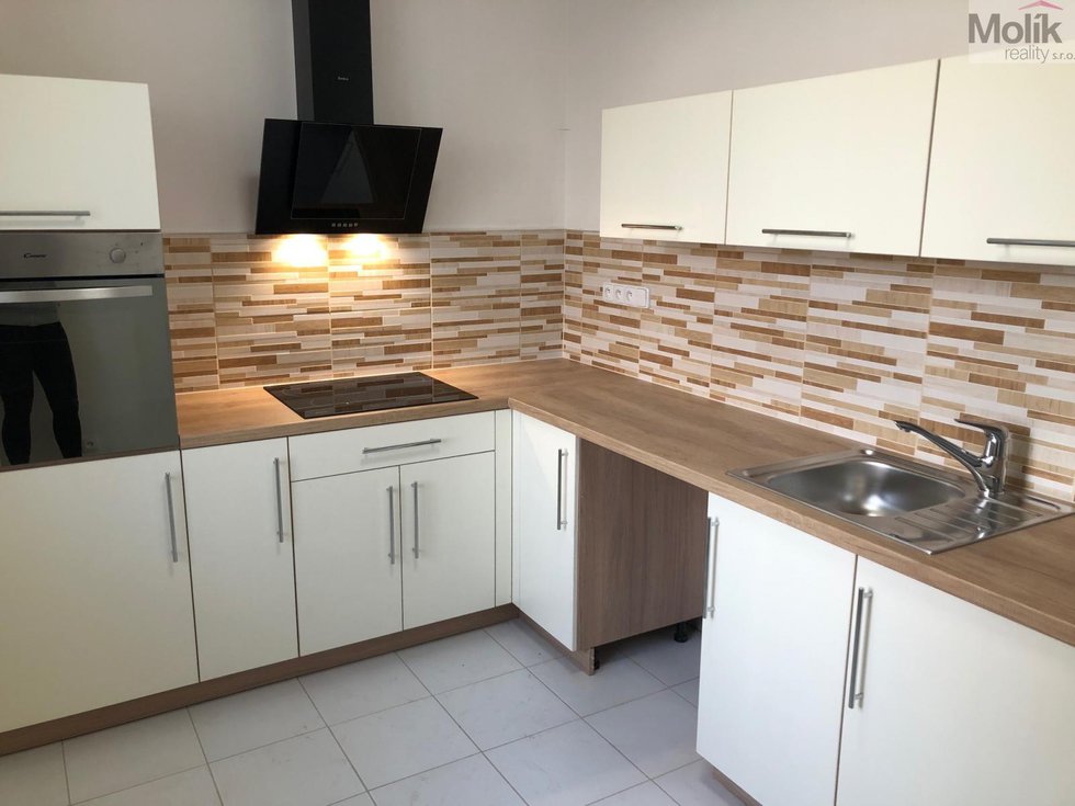 Pronájem bytu 2+1 50 m², Most