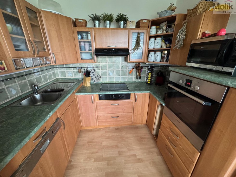 Prodej bytu 3+1 70 m², Teplice