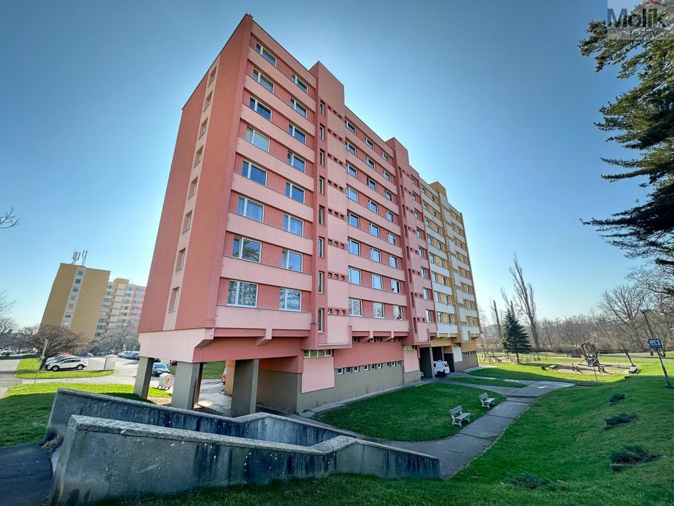 Pronájem bytu 3+1 63 m², Chomutov