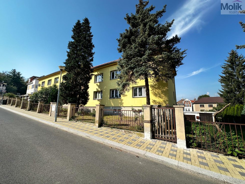 Prodej bytu 3+1 63 m², Teplice