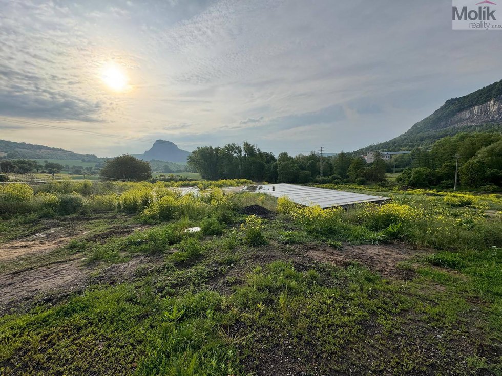Prodej stavební parcely 1842 m², Želenice