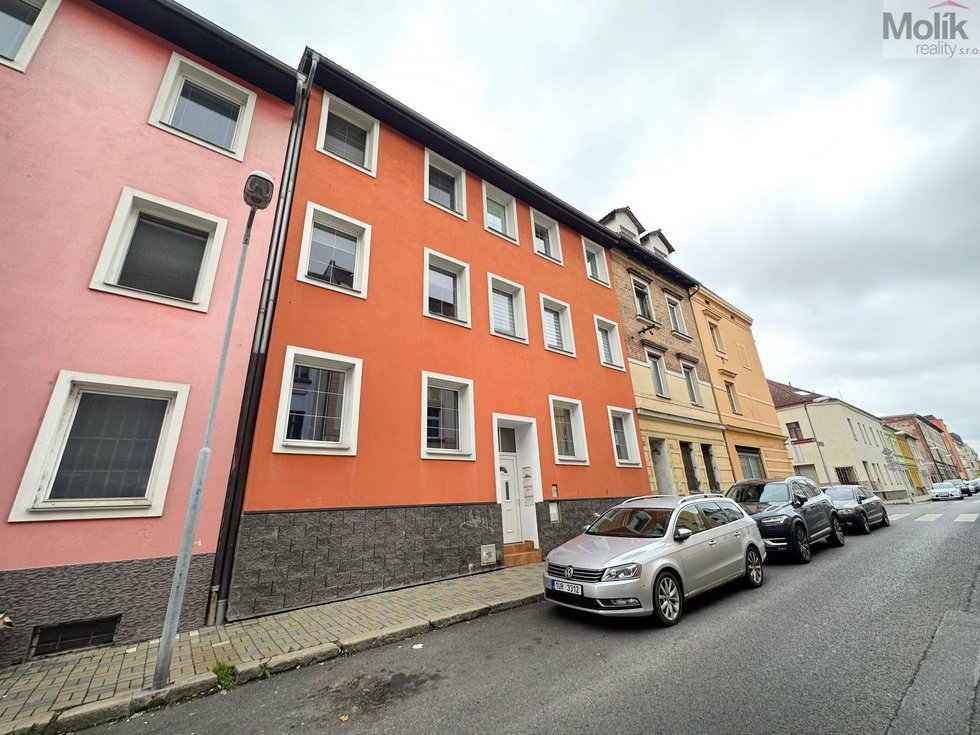 Pronájem bytu 2+1 52 m², Teplice
