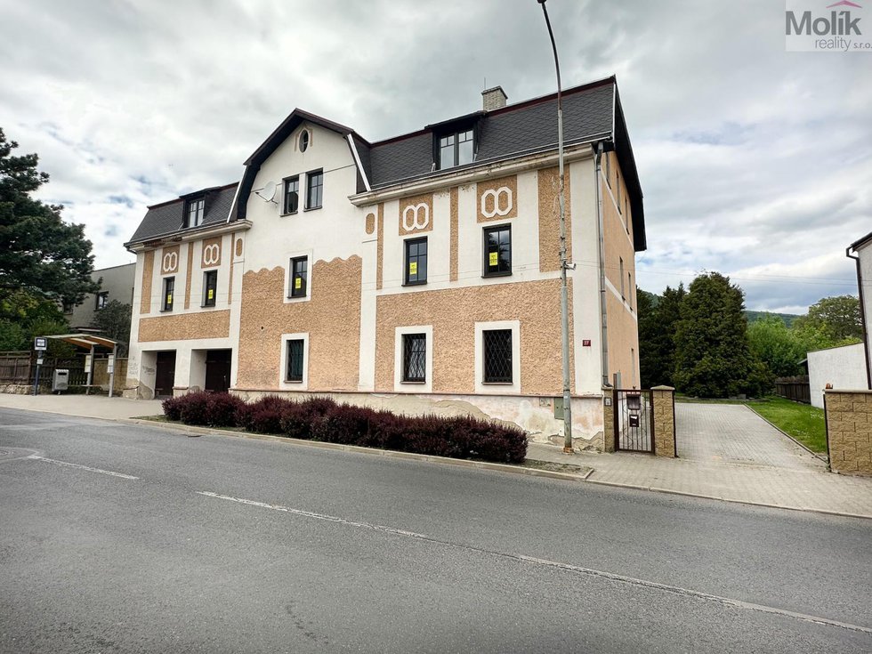 Pronájem bytu 1+1 36 m², Osek