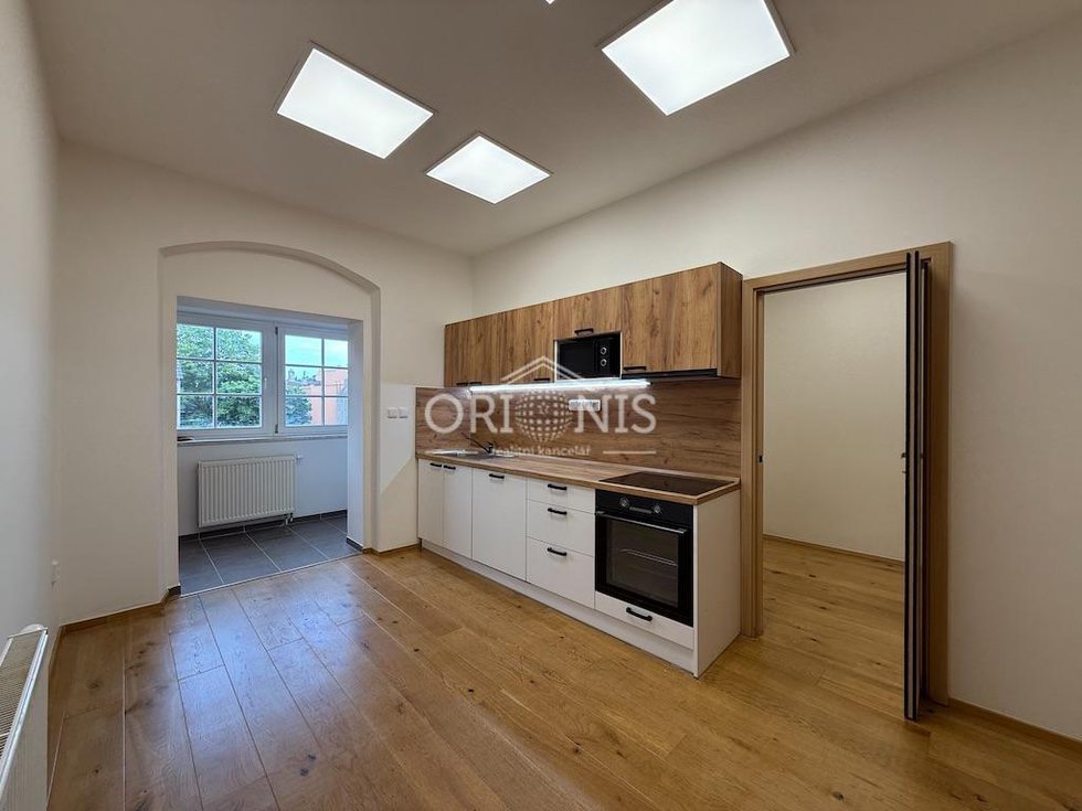 Pronájem bytu 2+1 75 m², Chomutov