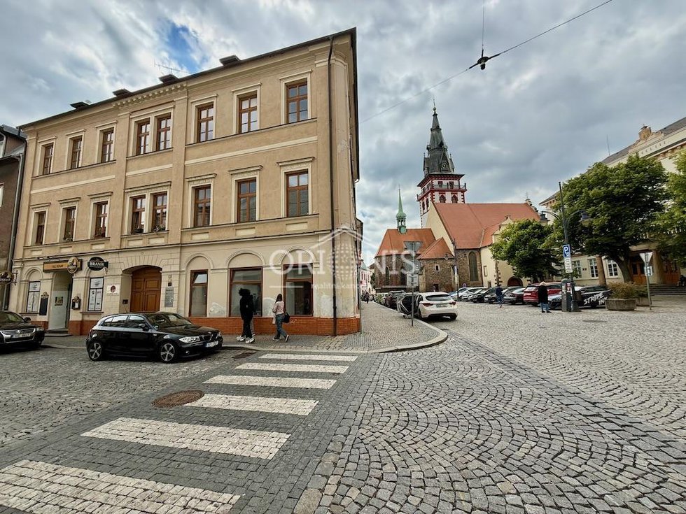 Pronájem bytu 2+1 65 m², Chomutov
