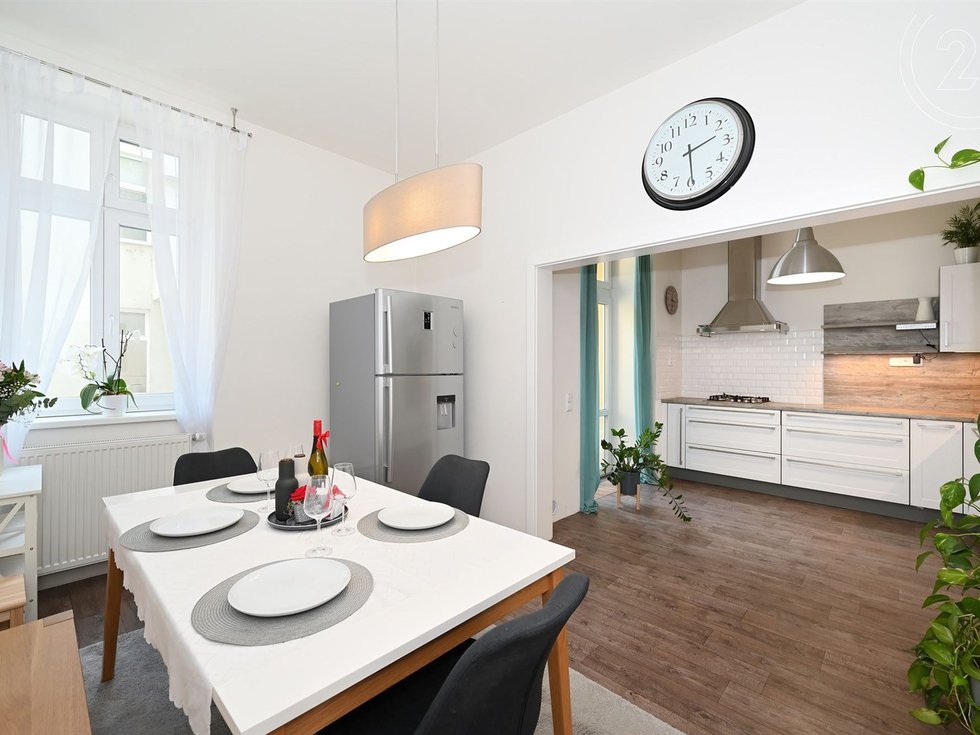 Prodej bytu 4+1 138 m², Praha