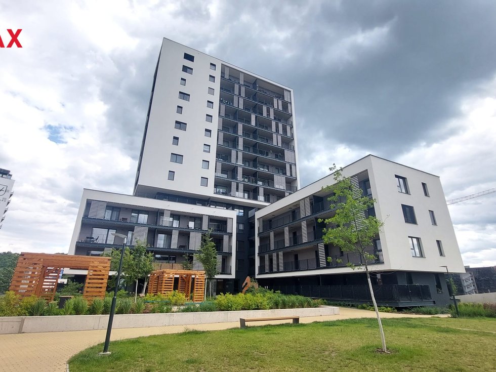 Pronájem bytu 2+kk 56 m², Praha