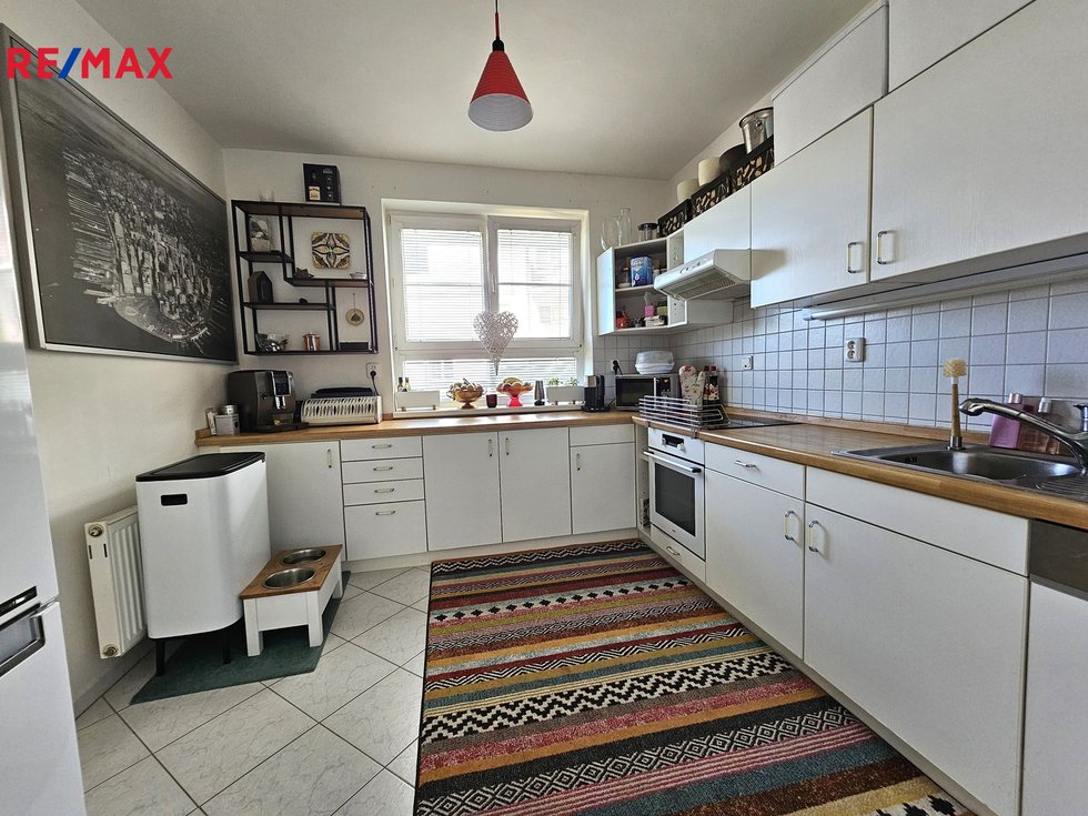 Pronájem bytu 4+1 114 m², Praha