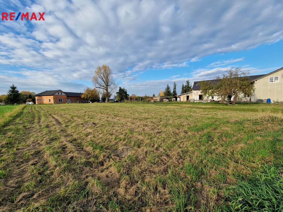 Prodej stavební parcely 1392 m², Okřínek