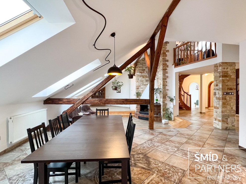 Prodej bytu 5+1 a více 245 m², Plzeň