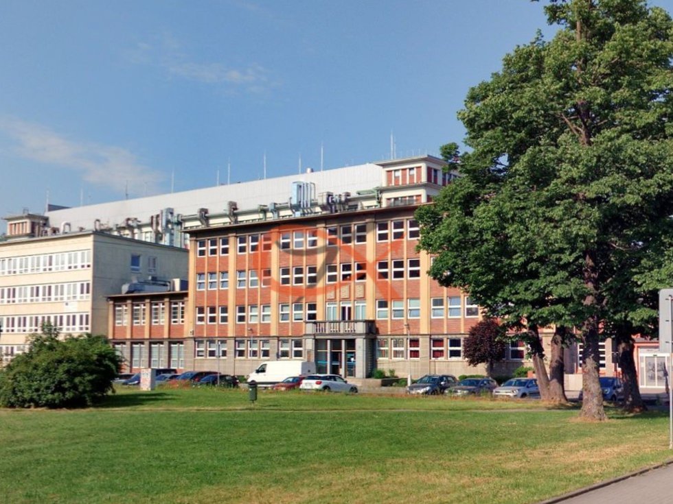 Pronájem kanceláře 125 m², Rožnov pod Radhoštěm