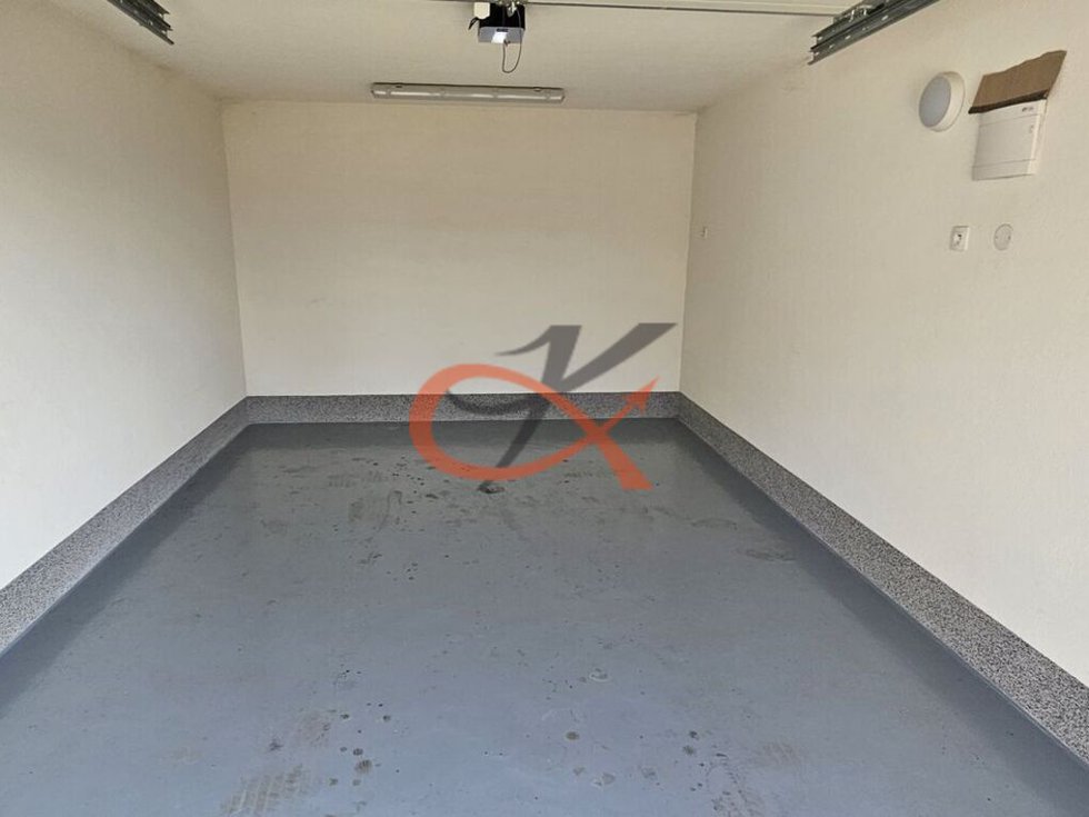 Pronájem garáže 24 m², Rožnov pod Radhoštěm