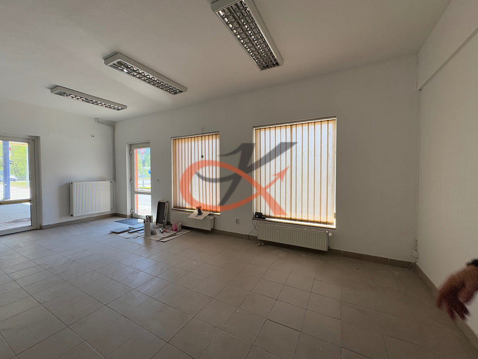 Pronájem obchodu 260 m², Rožnov pod Radhoštěm