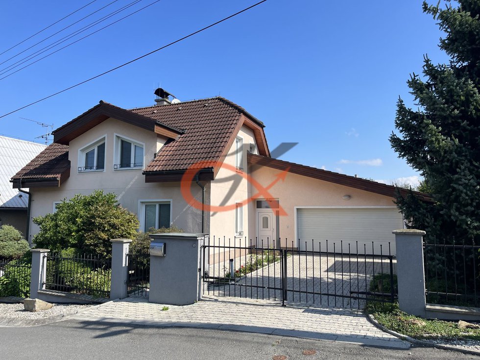 Prodej rodinného domu 230 m², Poličná