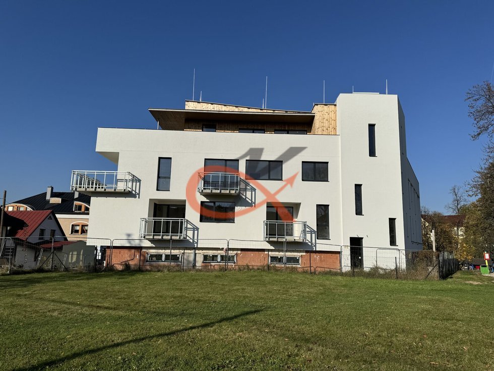 Pronájem bytu 3+kk 82 m², Rožnov pod Radhoštěm