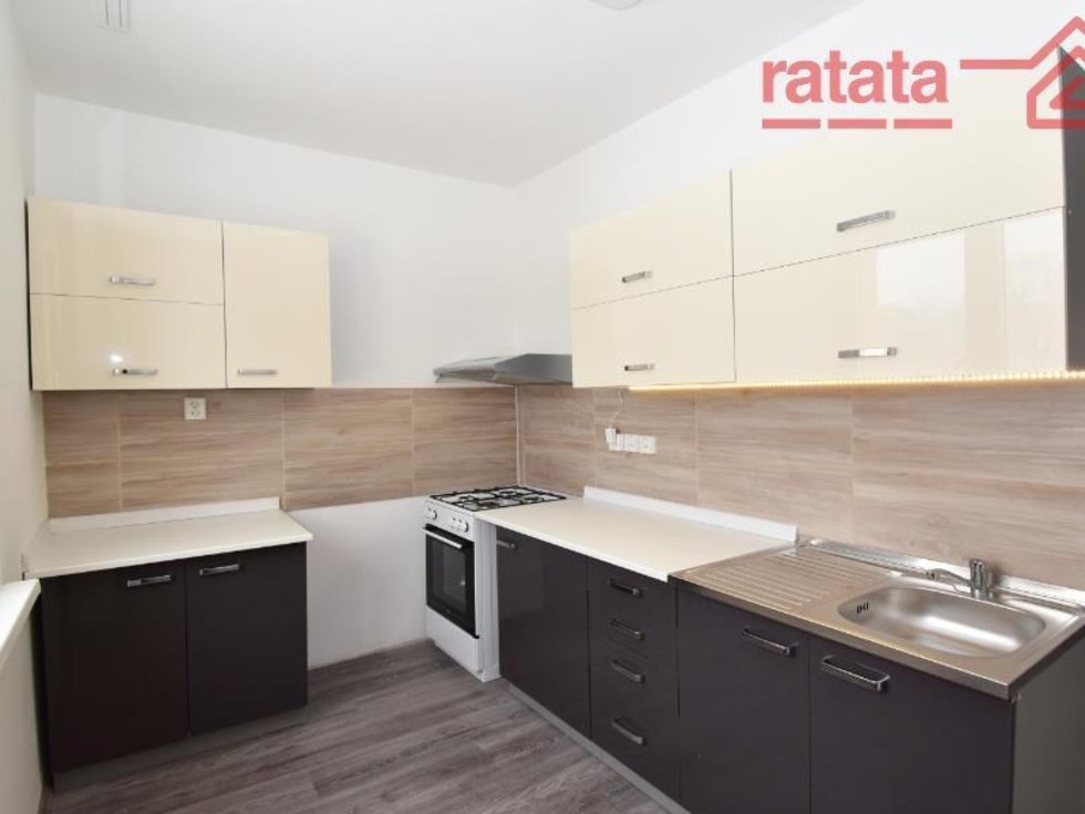 Pronájem bytu 2+1 53 m², Most