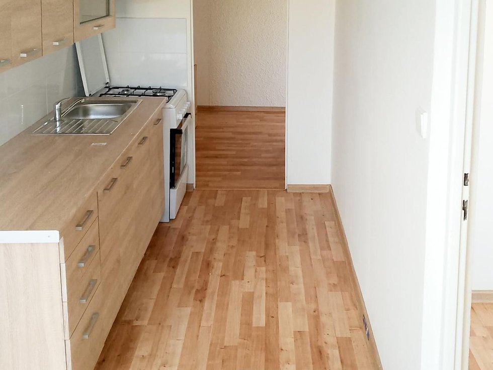Pronájem bytu 2+1 58 m², Chomutov