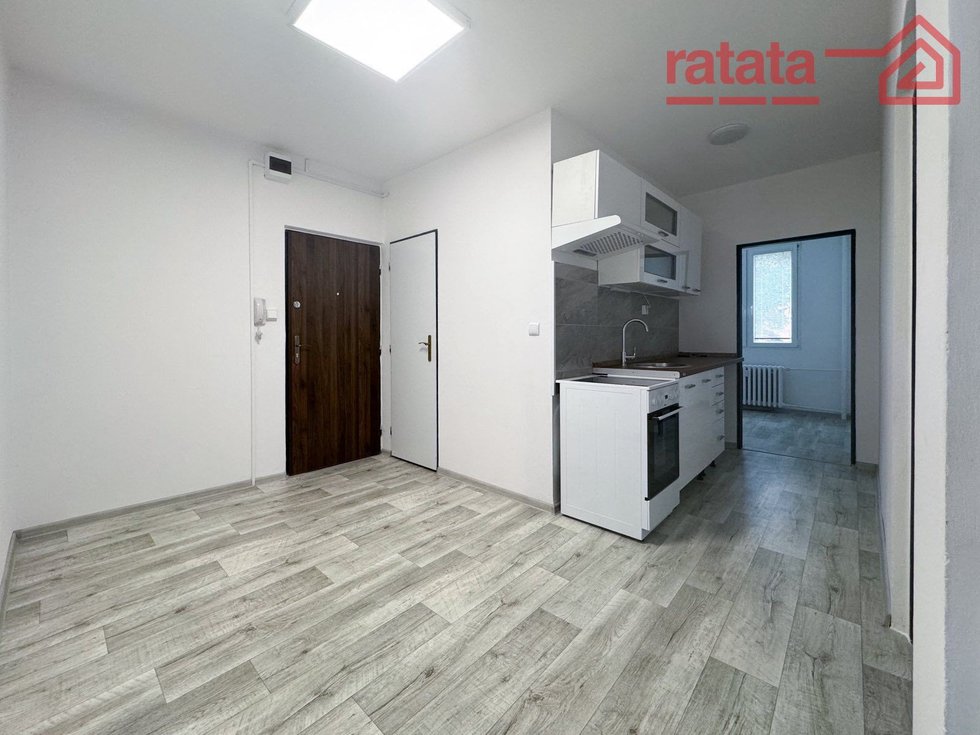 Pronájem bytu 2+1 63 m², Chomutov