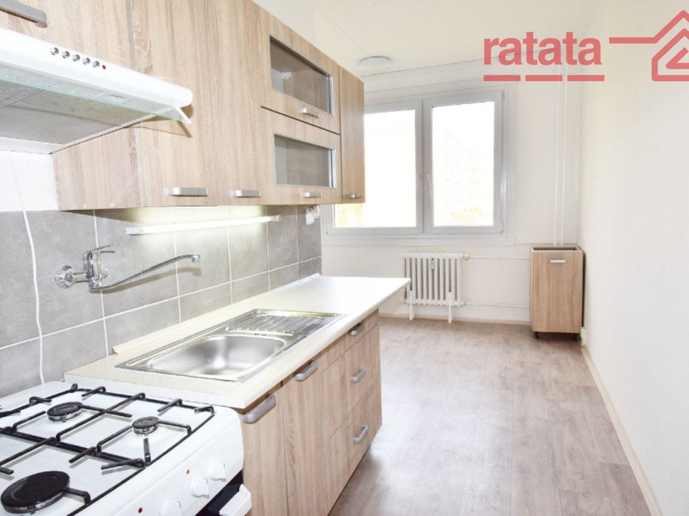 Pronájem bytu 2+1 61 m², Klášterec nad Ohří