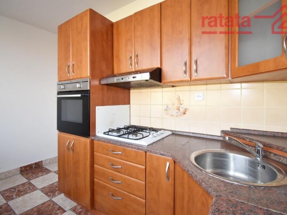 Pronájem bytu 2+1 63 m², Chomutov