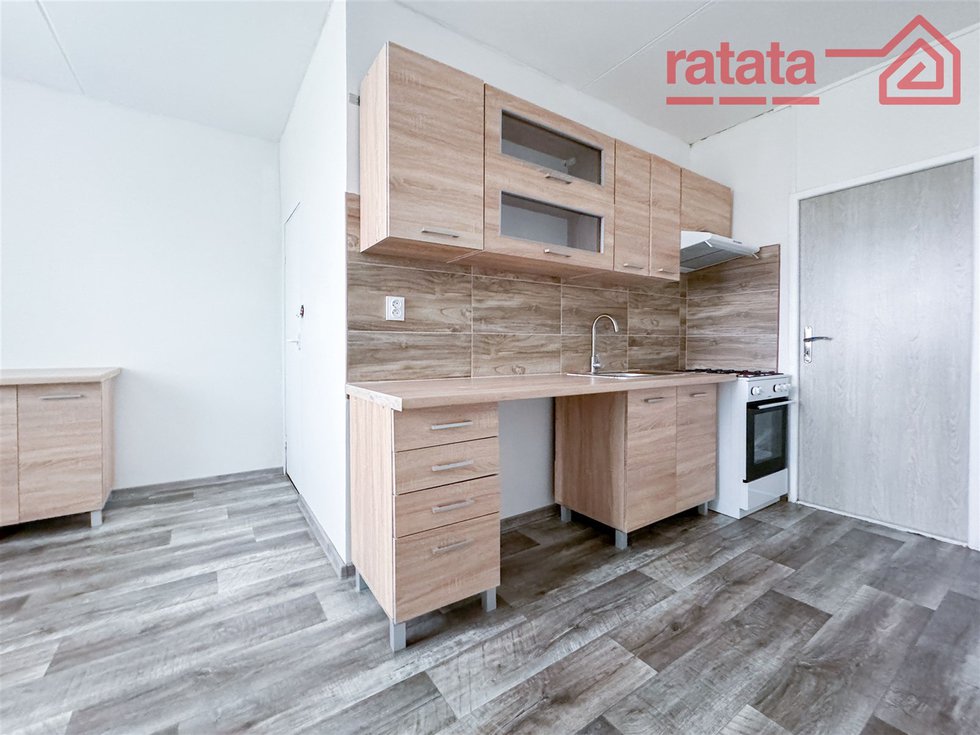 Pronájem bytu 2+1 63 m², Chomutov