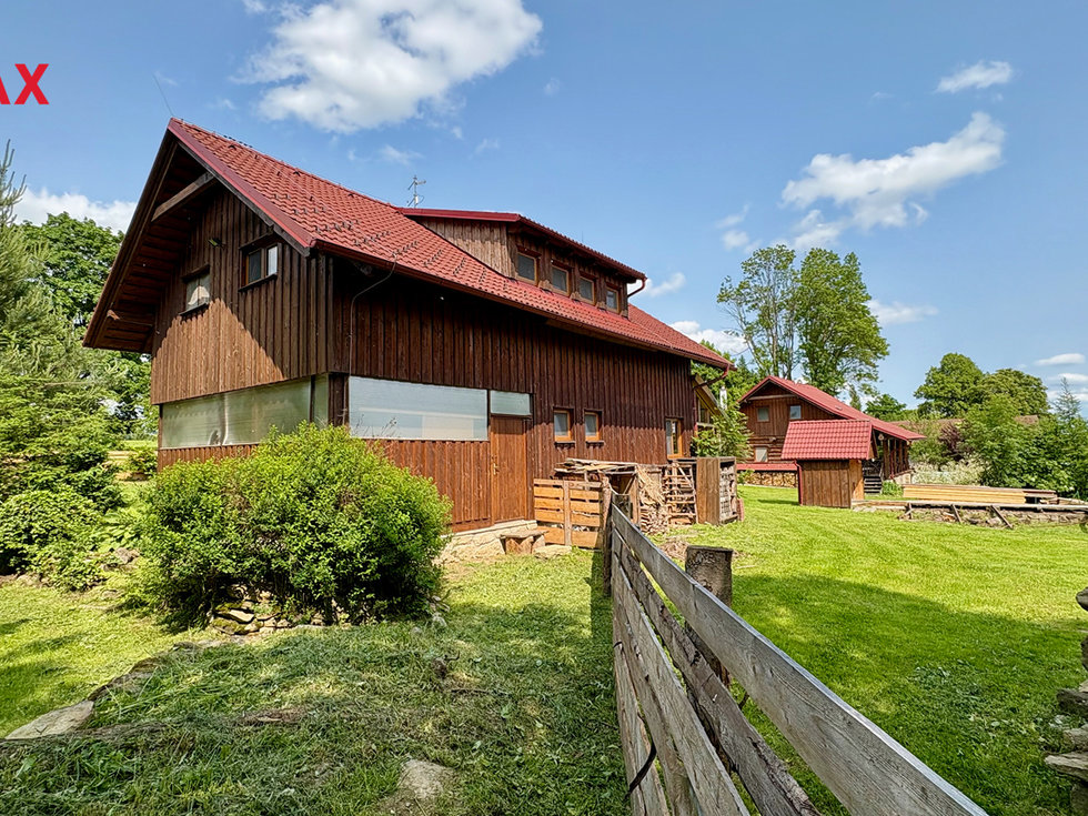 Prodej chaty 146 m², Rohozná