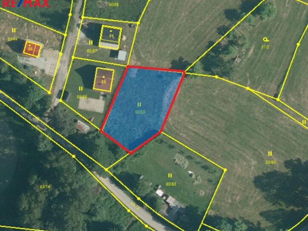 Prodej stavební parcely 939 m², Strmilov