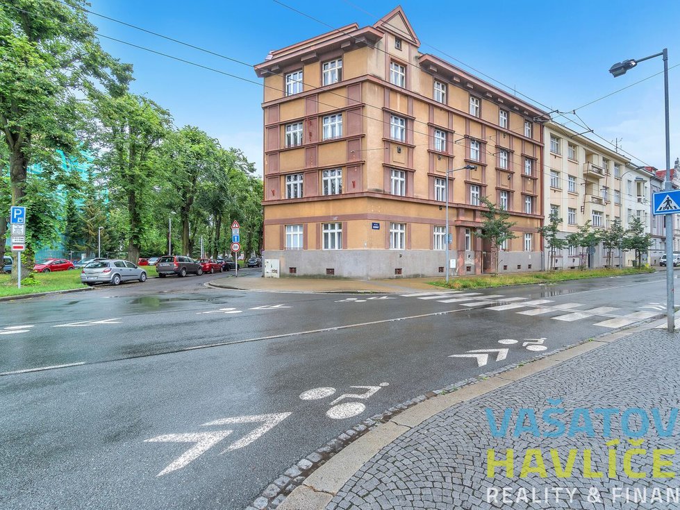 Pronájem bytu 2+kk 50 m², Hradec Králové