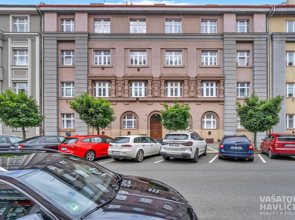 Prodej bytu 3+1 107 m², Hradec Králové