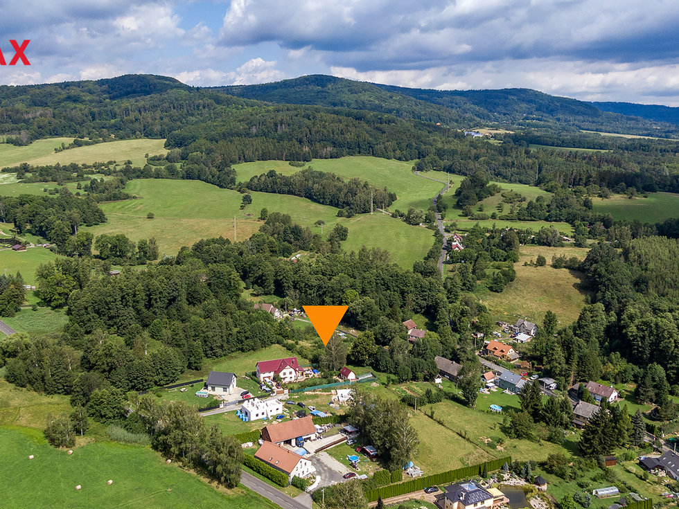 Prodej stavební parcely 2448 m², Horní Libchava