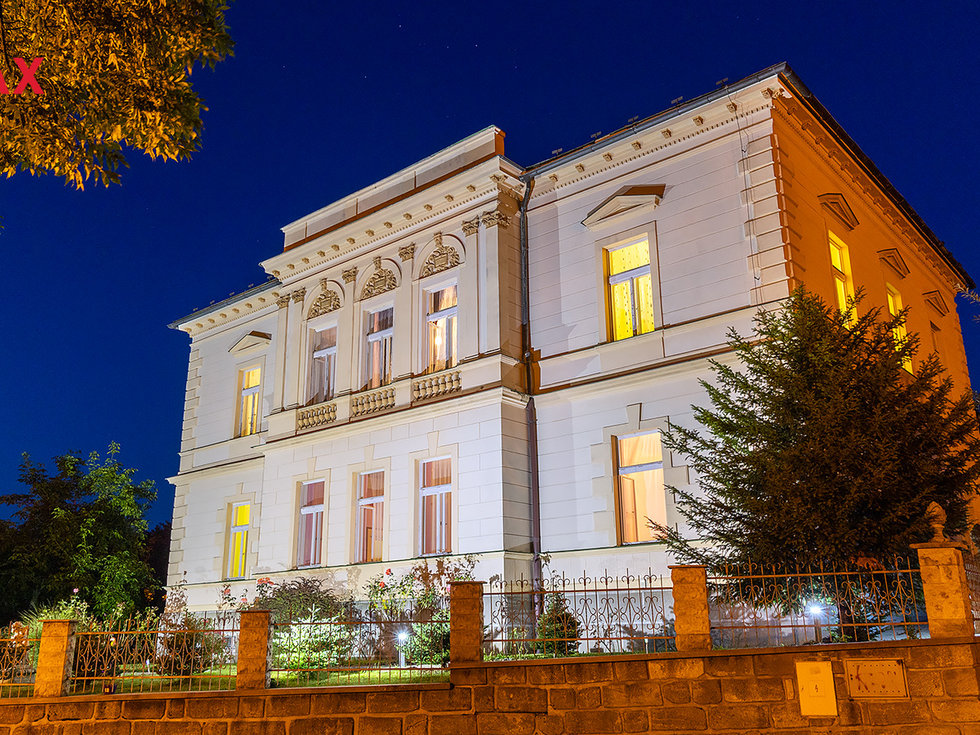 Prodej vily 543 m², Kamenický Šenov