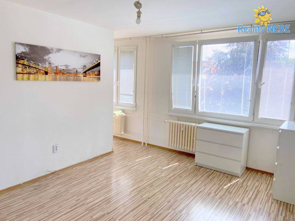 Pronájem bytu 1+kk, garsoniery 27 m², Praha