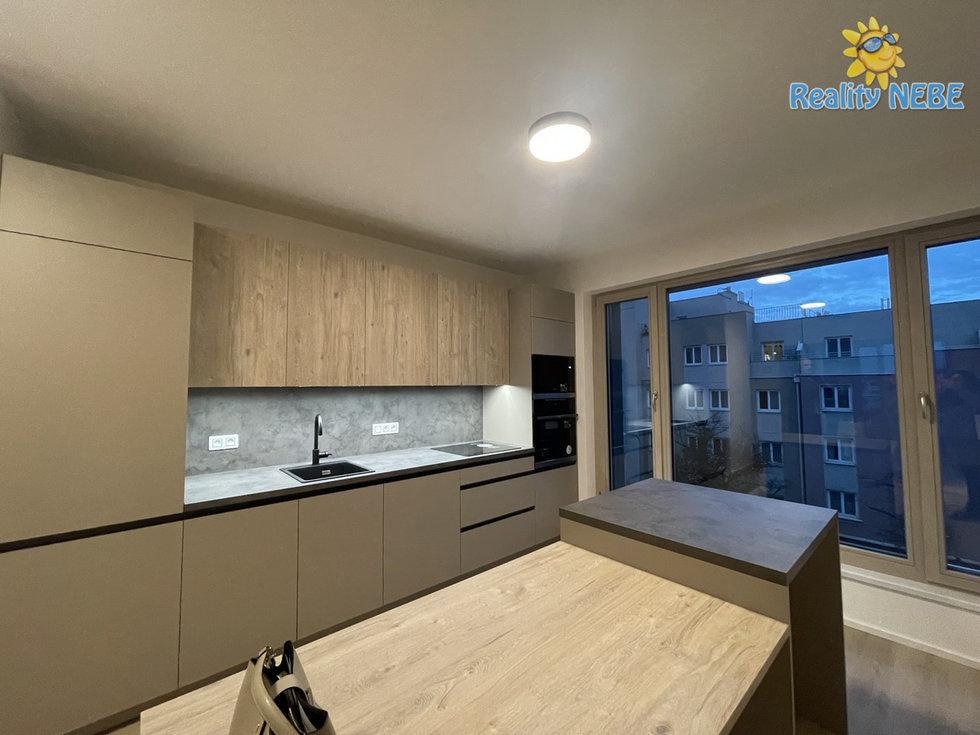 Pronájem bytu 2+kk 67 m², Praha