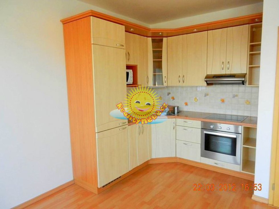 Pronájem bytu 3+kk 83 m², Praha