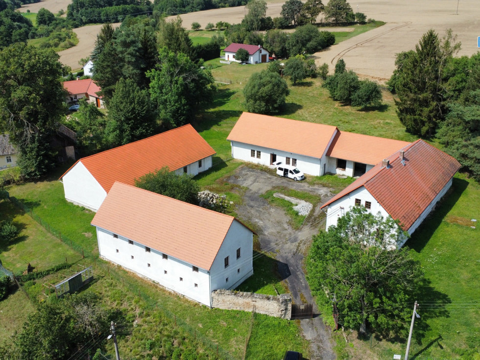 Prodej zemědělské usedlosti 1150 m², Sedlec-Prčice