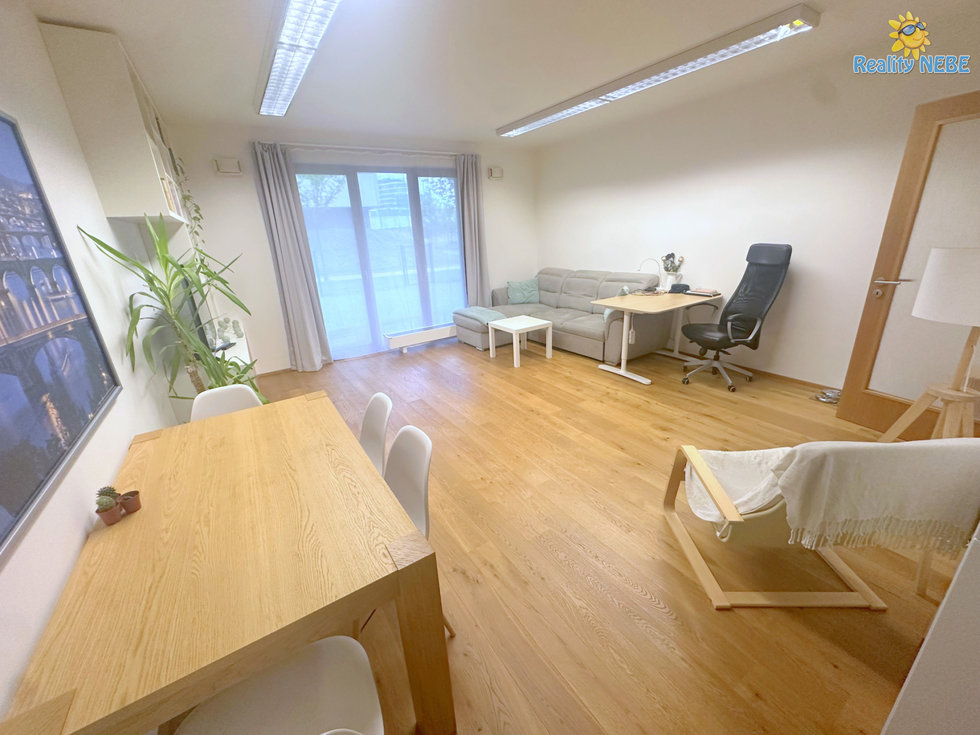 Pronájem bytu 2+kk 56 m², Praha