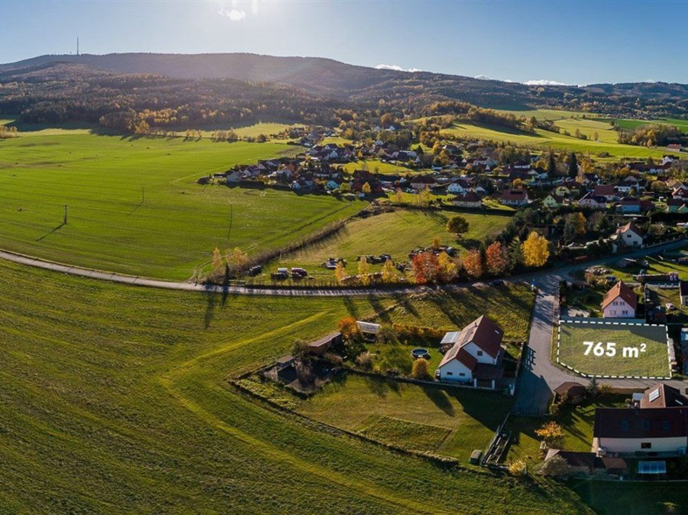 Prodej stavební parcely 765 m², Křemže