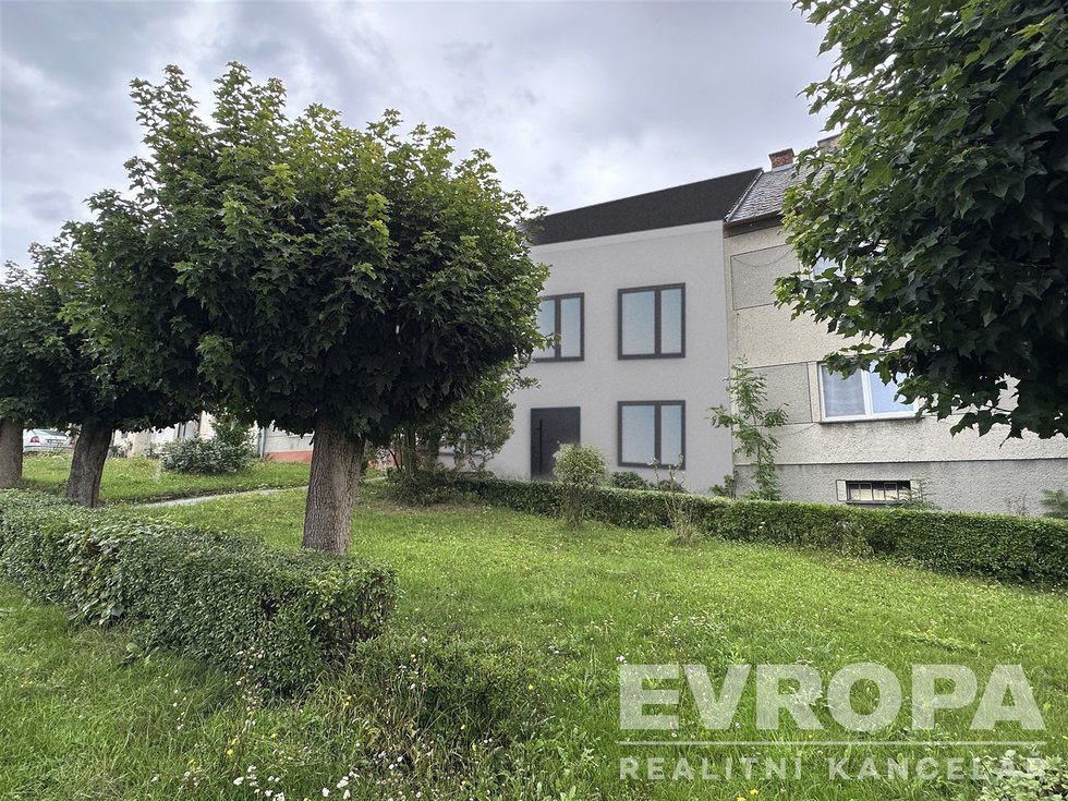 Prodej stavební parcely 230 m², Tršice