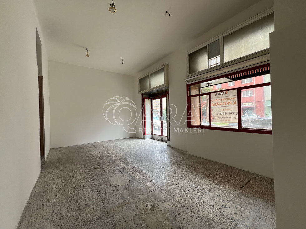 Pronájem obchodu 63 m², Praha