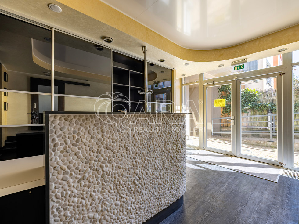 Prodej obchodu 202 m², Jesenice