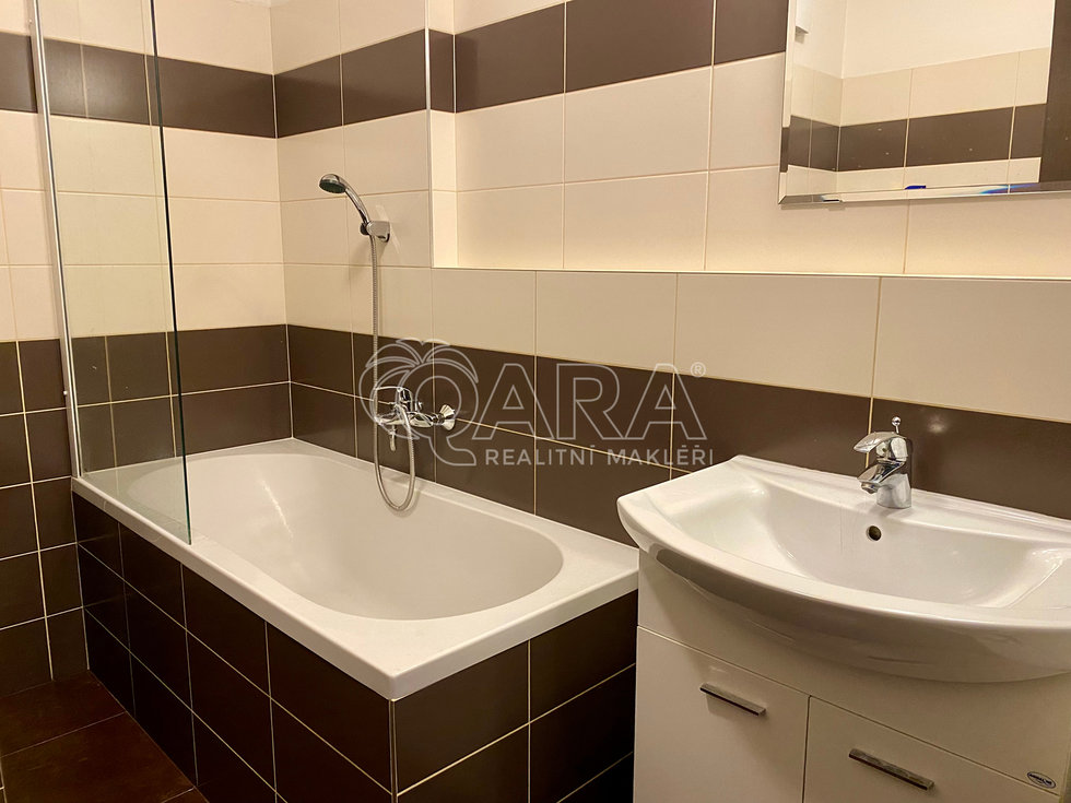 Pronájem bytu 1+kk, garsoniery 46 m², Praha