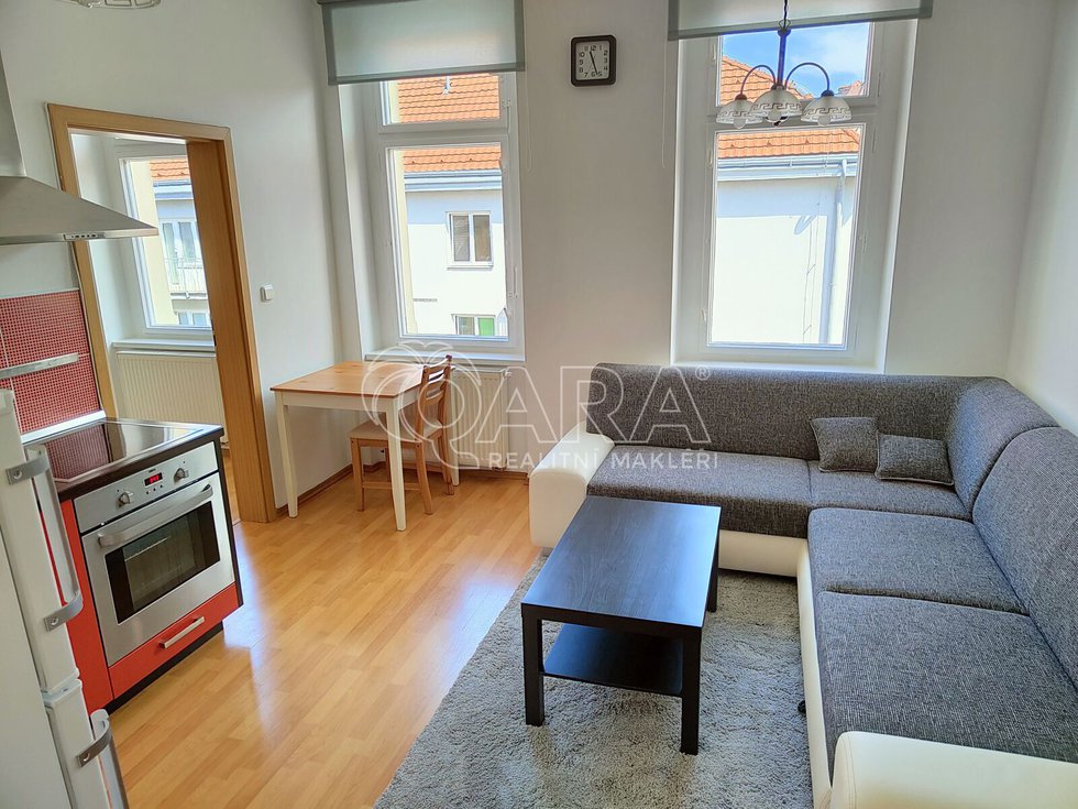 Pronájem bytu 2+kk 40 m², Praha