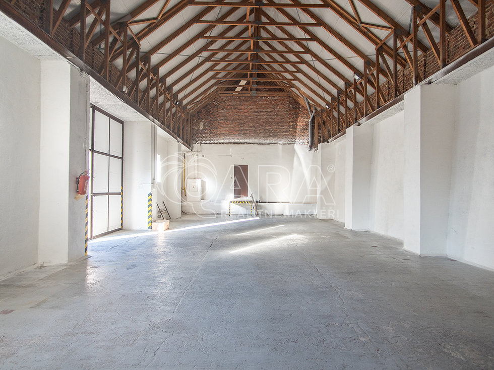 Pronájem skladu 166 m², Hostivice
