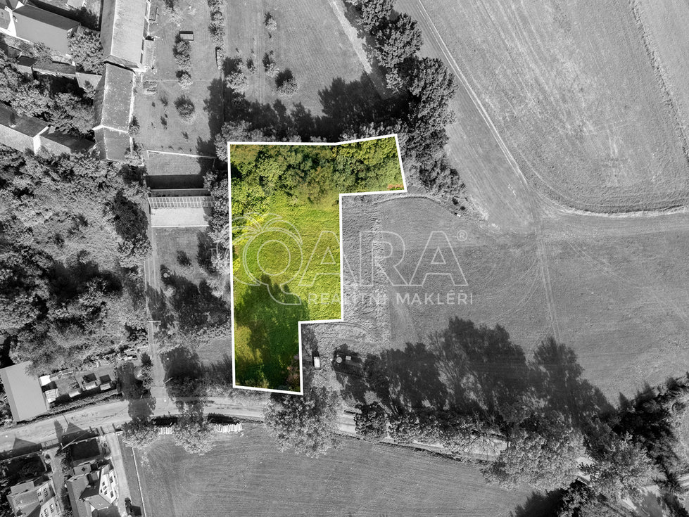 Prodej stavební parcely 2290 m², Střížovice