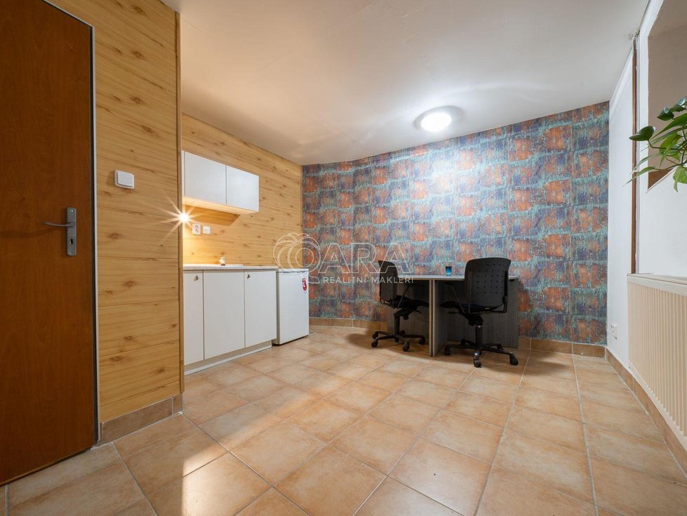 Pronájem bytu 1+kk, garsoniery 15 m², Chrudim