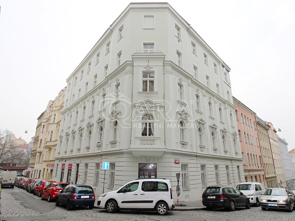 Pronájem bytu 1+kk, garsoniery 42 m², Praha