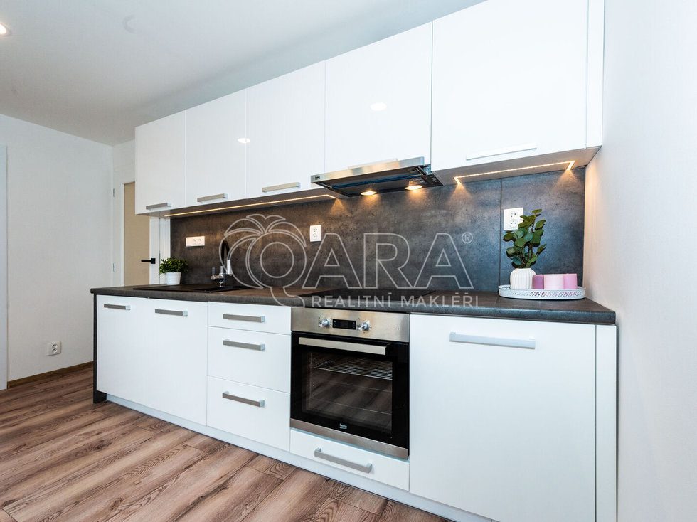 Pronájem bytu 2+1 58 m², Rtyně v Podkrkonoší