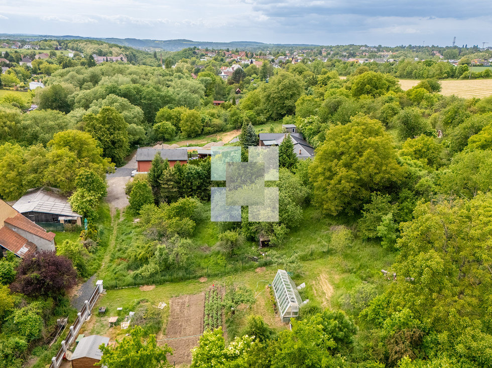 Prodej stavební parcely 1714 m², Zdiby
