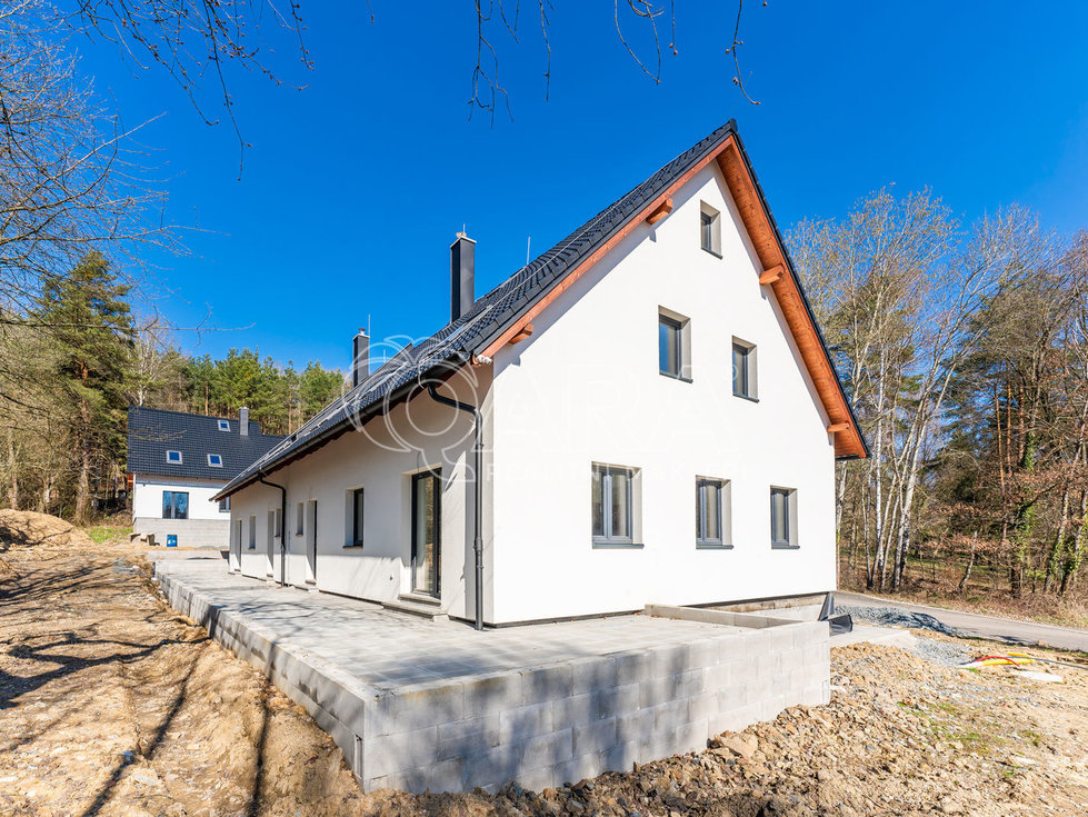 Prodej rodinného domu 200 m², Mníšek pod Brdy