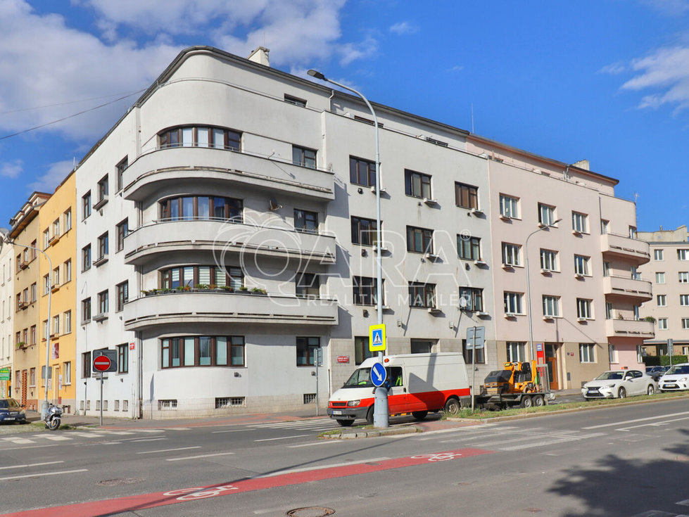 Prodej bytu 2+kk 62 m², Praha